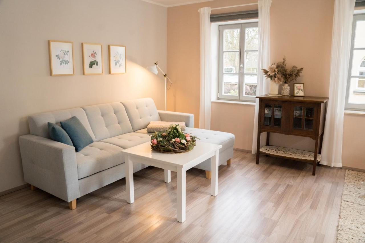 Apartamento Urlaubsfreude Biedermann Haus Blumenglück - Rose Sebnitz Exterior foto