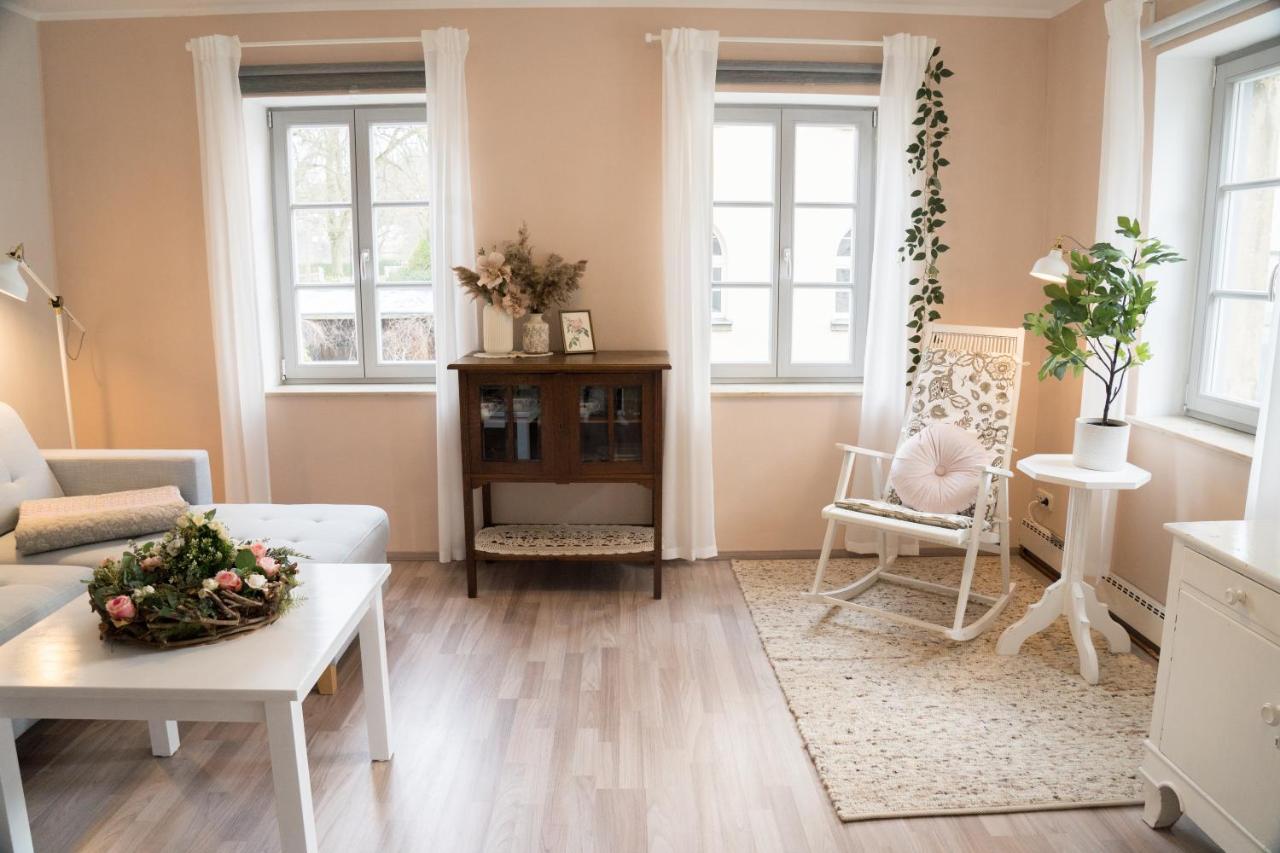 Apartamento Urlaubsfreude Biedermann Haus Blumenglück - Rose Sebnitz Exterior foto
